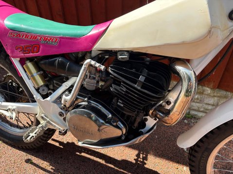 Yamaha Ty 250 PINKY 1992 TRIALS BIKE. MONO SHOCK 11