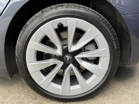 Tesla Model 3 (Dual Motor) Long Range Saloon 4dr Electric Auto 4WDE (346 ps) 16