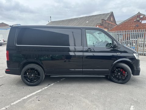 Volkswagen Transporter T6 TDI HIGHLINE BLACK FSH DAY VAN CAMPERVAN READY 7