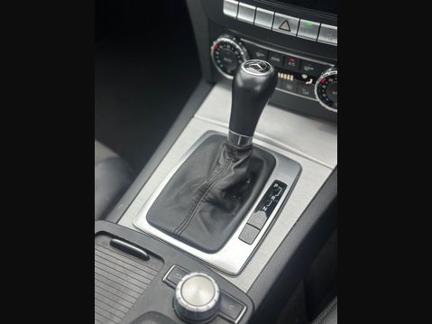 Mercedes-Benz C Class 2.1 C250 CDI BlueEfficiency AMG Sport Coupe 2dr Diesel G-Tronic+ Euro 5 (s/ 24