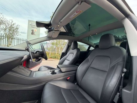 Tesla Model 3 Model 3 Performance AWD 4WD 4dr 3