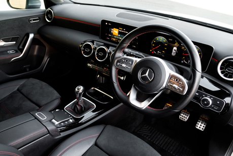 Mercedes-Benz A Class A 180 AMG LINE EXECUTIVE