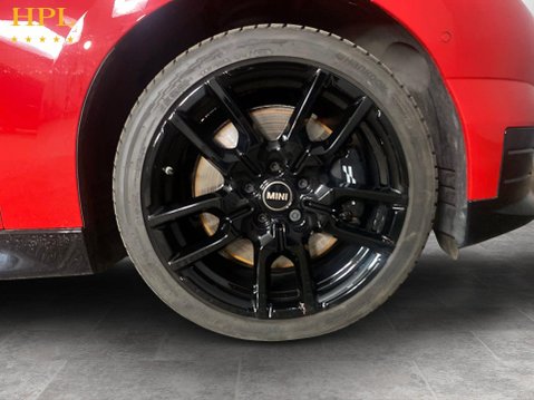 Mini Electric Cooper E 40.7kWh Sport Hatchback 3dr Electric Auto (184 ps) Air Con - Alloy Wheels 20