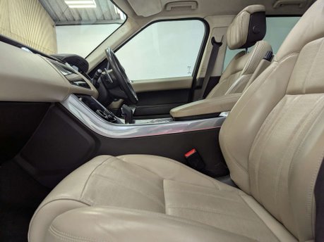 Land Rover Range Rover Sport 4.4 Range Rover Sport Autobiography Dynamic SDV8 Auto 4WD 5dr 36