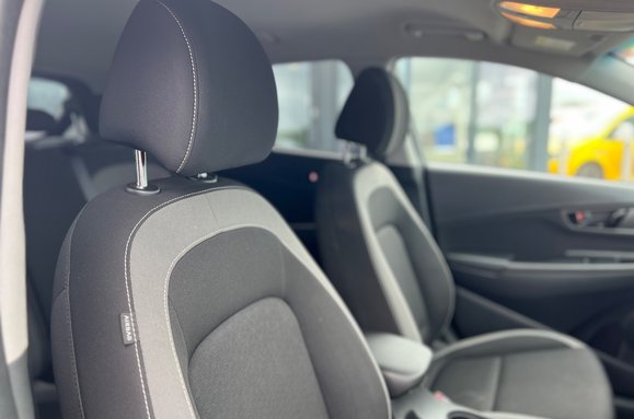 Hyundai KONA 1.6 h GDI PREMIUM AUTO PETROL HYBRID 18