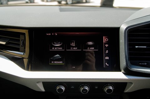 Audi A1 SPORTBACK TFSI S LINE 28