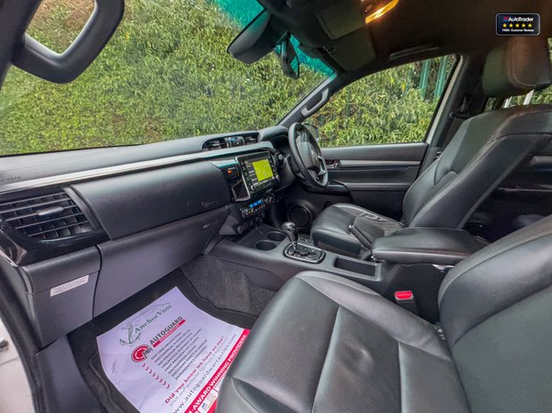 Toyota Hilux Invincible X | AUTO | D-4D | Camera | Nav | 2.8 LT | No VAT| 12