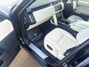 Land Rover Range Rover SDV8 VOGUE 29