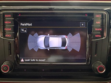 Volkswagen Beetle 2.0 TDI BlueMotion Tech Design Euro 6 (s/s) 3dr 23