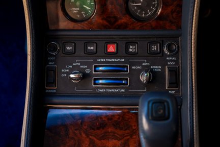 Bentley Continental R Mulliner 20