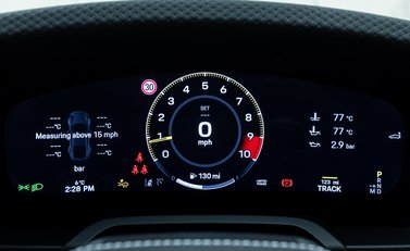 Porsche 911 GT3 TOURING (992.2) 19