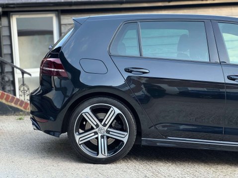 Volkswagen Golf 2.0 TSI BlueMotion Tech R Hatchback 5dr Petrol Manual 4Motion Euro 6 (s/s) 17