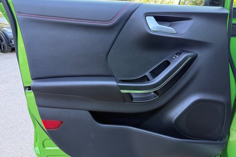 Ford Puma ST - PERFORMANCE PACK -CAMERA -APPLE CARPLAY -DRIVER ASSISTANCE PACK 30