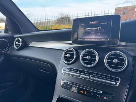 Mercedes-Benz GLC 2.1 GLC 220 D 4Matic AMG Line Auto 4WD 5dr 32