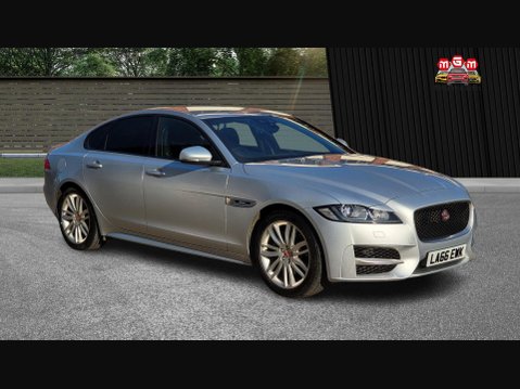 Jaguar XF R-SPORT 16