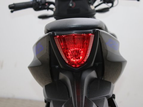 Suzuki GSX-S125 GSXS 125 RLXM3 25