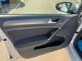 Volkswagen Golf SE TSI 8