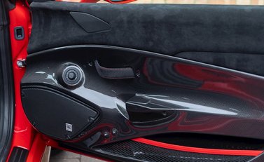 Ferrari 488 Pista 21