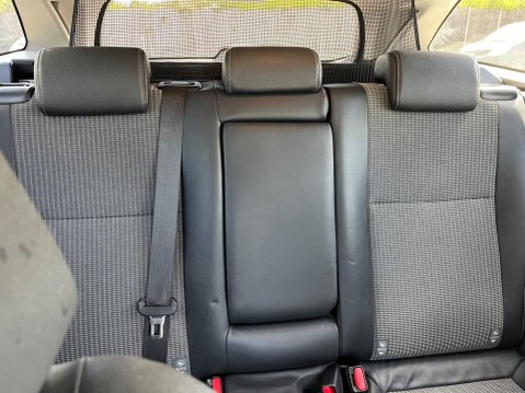 Toyota Auris 1.8 VVT-h Excel Touring Sports CVT Euro 6 (s/s) 5dr 9