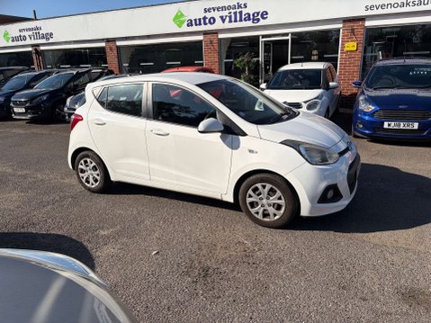 Hyundai i10 1.2 SE Hatchback 5dr Petrol Auto Euro 5 (87 ps) 2