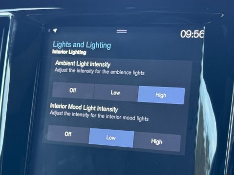 Volvo V60 2.0 D4 R-Design Euro 6 (s/s) 5dr 31