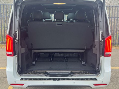 Mercedes-Benz V Class 2.2 V220d AMG Line MPV 5dr Diesel G-Tronic+ Euro 6 (s/s) 7 Seat (163 ps) 102
