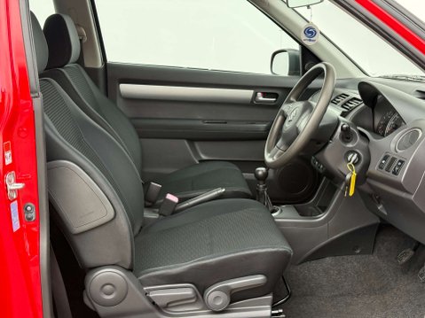 Suzuki Swift 1.3 Swift GL 3dr 6