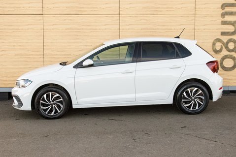 Volkswagen Polo LIFE TSI 13