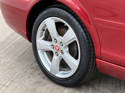 Jaguar X-Type 2.2 X-Type SE Auto 5dr 6
