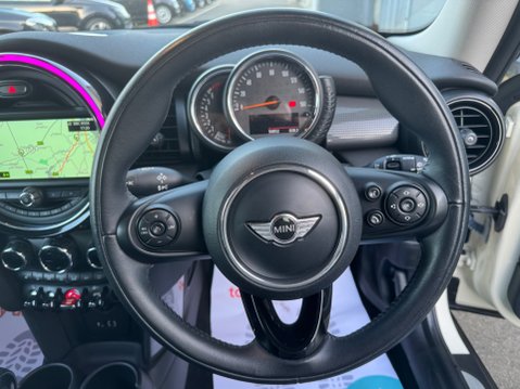 Mini Hatch 1.5 Cooper Euro 6 (s/s) 3dr 35