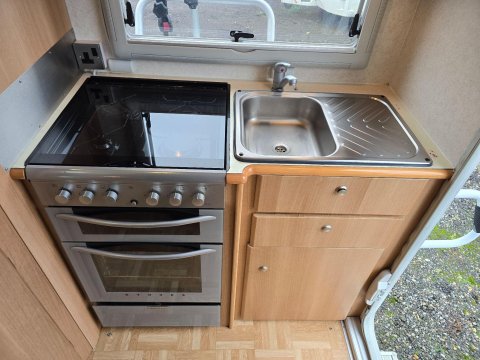 Autocruise Stargazer Grand Tour 28