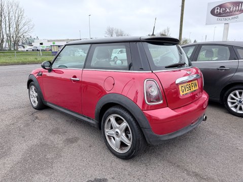 Mini Hatch 1.6 COOPER 7