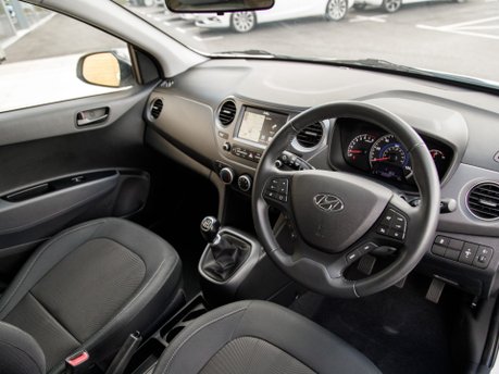 Hyundai i10 PLAY