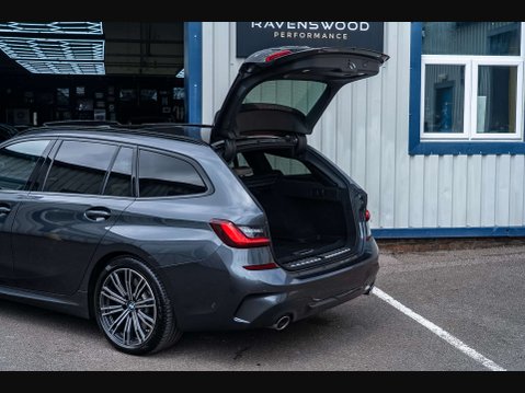 BMW 3 Series 3.0 330d xDrive M Sport MHEV Auto 4WD 5dr 19