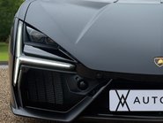Lamborghini Revuelto V12 15