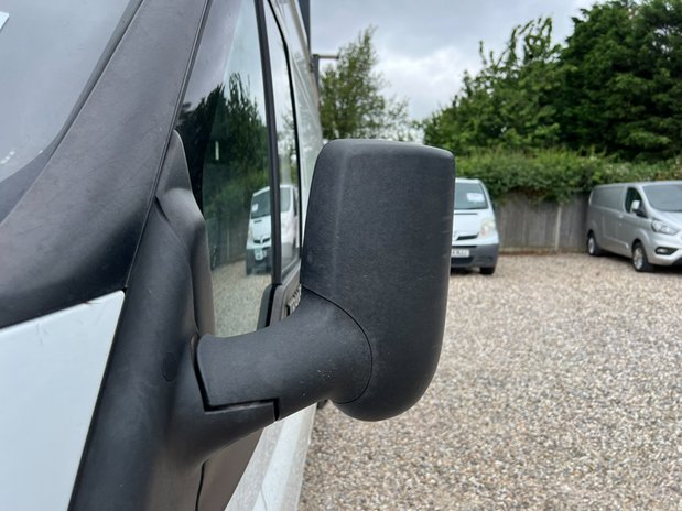 Ford Transit MWB L2H3 High Roof 350 NO VAT 20