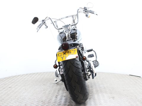 Harley-Davidson Softail Fat Boy Special CVO LIMITED 5