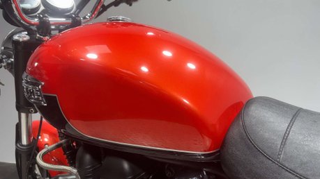 Triumph Bonneville SE 2013 7K NEW MOT INCREDIBLE CONDITION CUSTOM NAKED BIKE 865CC 16