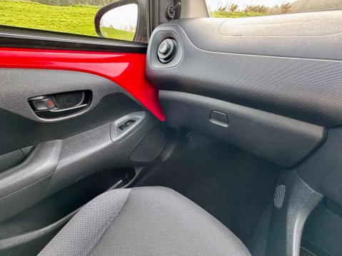 Toyota Aygo VVT-I X 29