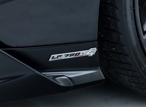 Lamborghini Aventador LP 720-4 50th Anniversary Roadster 39