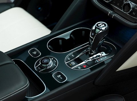 Bentley Bentayga V8 First Edition 20