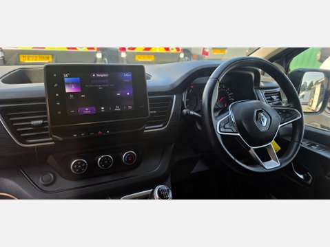 Renault Trafic ADVANCE EXTRA LL30 L2 H1 LWB 2.0 DCI 130ps SLATE GREY 12