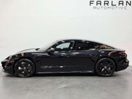 Porsche Taycan Performance Plus 93.4kWh Turbo Saloon 4dr Electric Auto 4WD (680 ps) 17