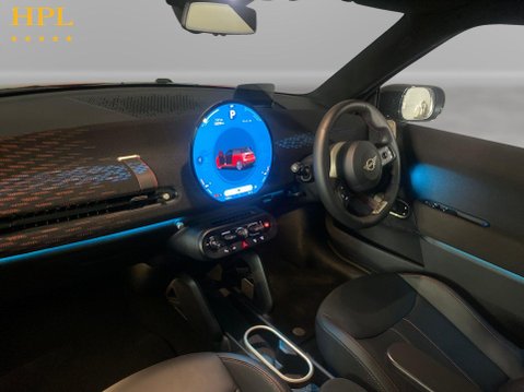 Mini Electric Cooper E 40.7kWh Sport Hatchback 3dr Electric Auto (184 ps) Air Con - Alloy Wheels 26