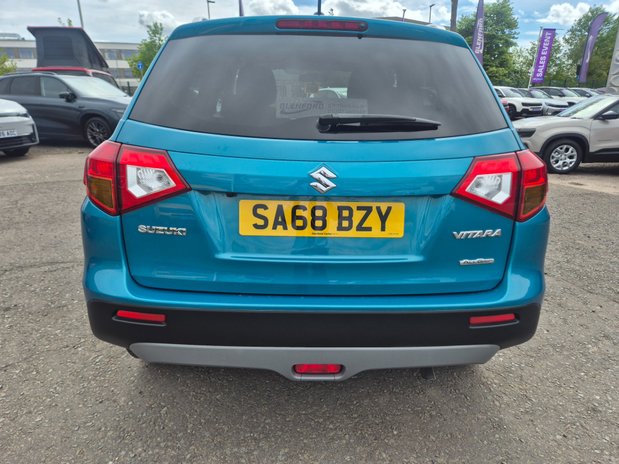 Suzuki Vitara SZ-T ALLGRIP 5