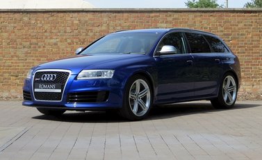 Audi RS6 Avant Plus 18