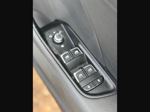 Audi A3 2.0 TDI S line Sportback Euro 6 (s/s) 5dr 35