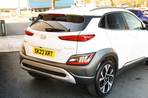 Hyundai KONA T-GDI PREMIUM MHEV 8