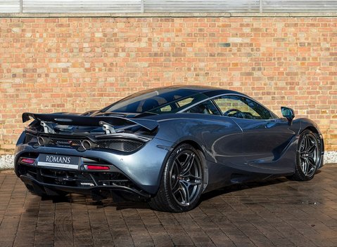 McLaren 720S Luxury 9