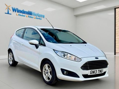 Ford Fiesta 1.0T EcoBoost Zetec Euro 5 (s/s) 3dr 1